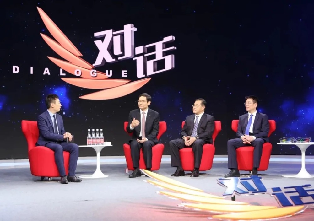 周育先受邀加入央视对话节目，谈企业家精神，讲大宝娱乐故事