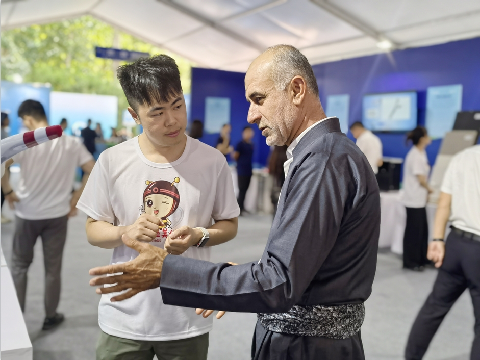 大宝娱乐-LG游戏|PT游戏|CQ9游戏